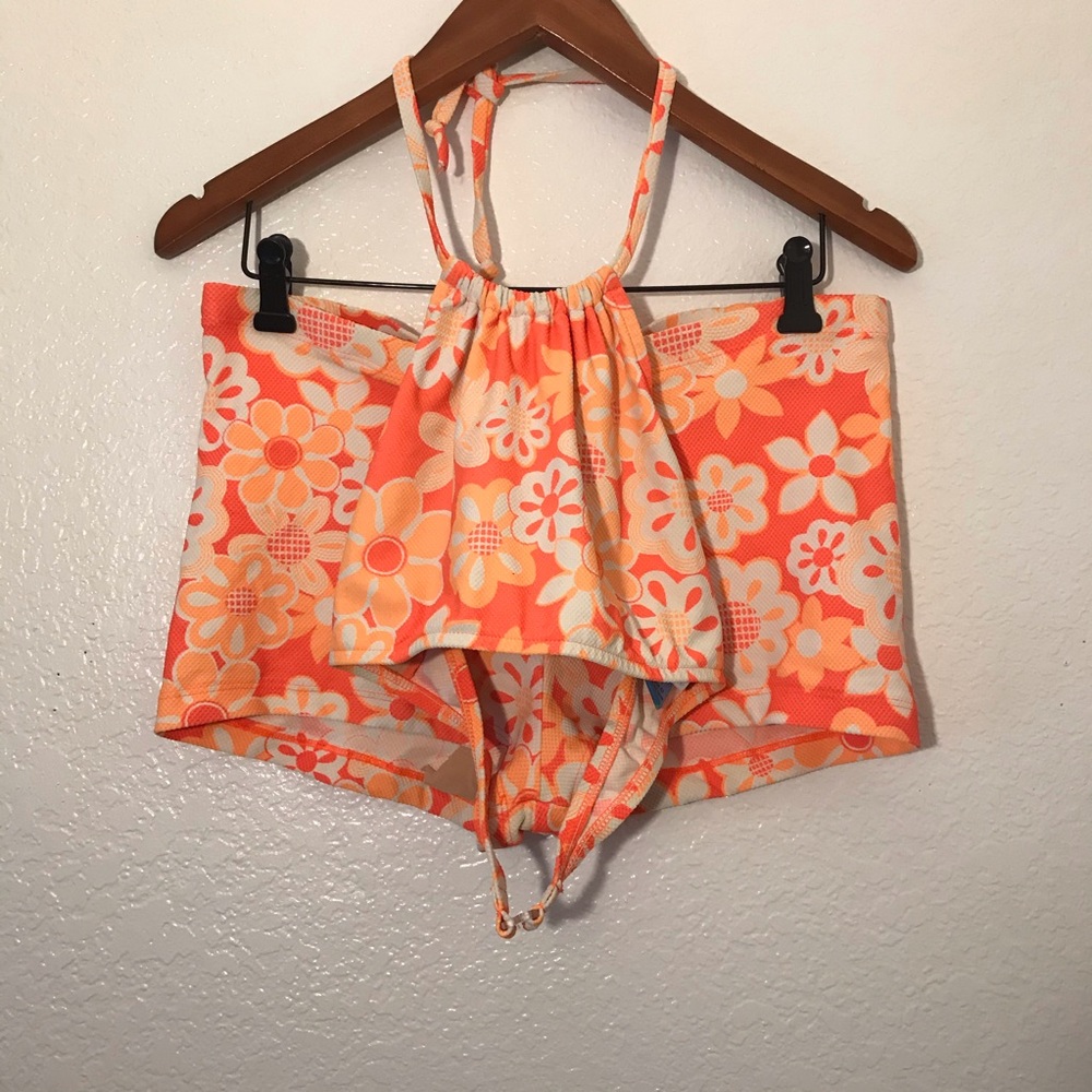 Daffy water wear two piece